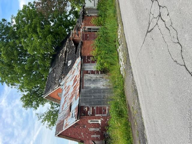 24 Talbot Lane Property Photo 5
