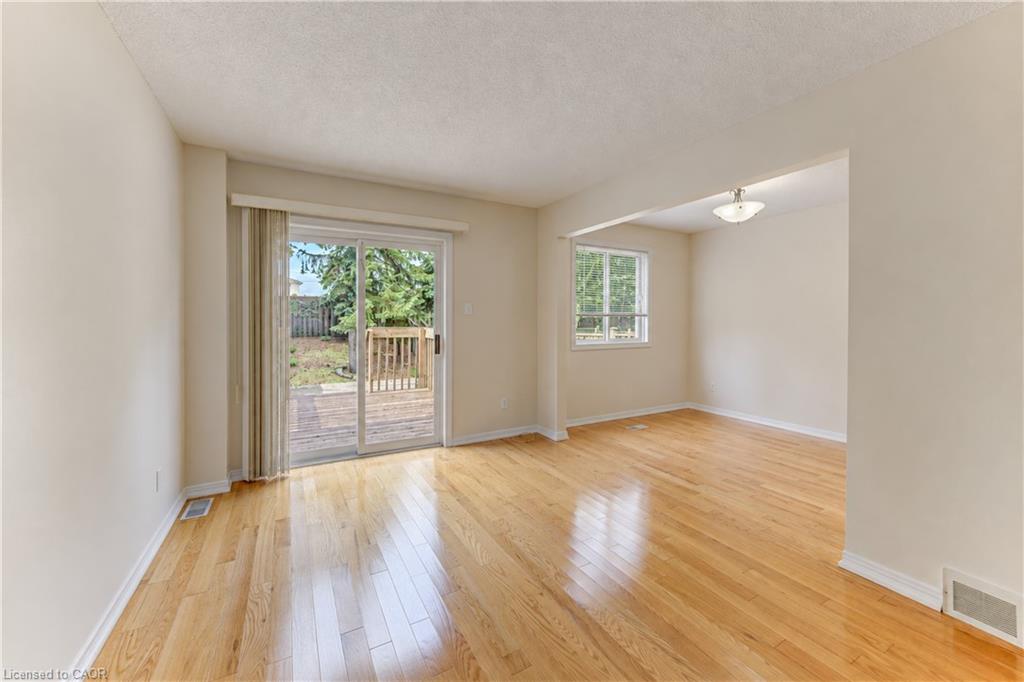 4-360 Cornridge Place Property Photo 11