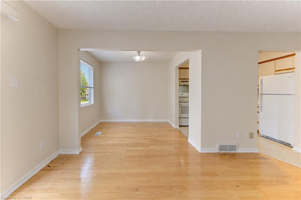 4-360 Cornridge Place Property Photo 12