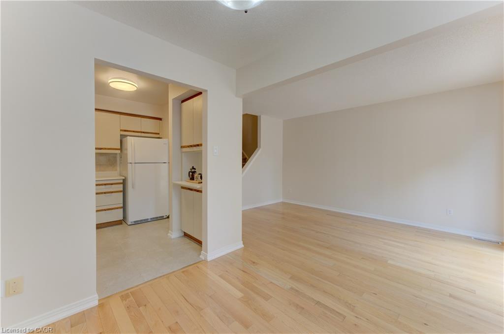 4-360 Cornridge Place Property Photo 15