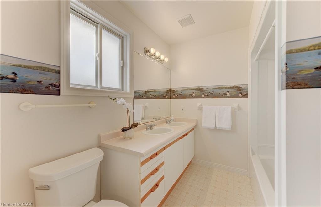 4-360 Cornridge Place Property Photo 24