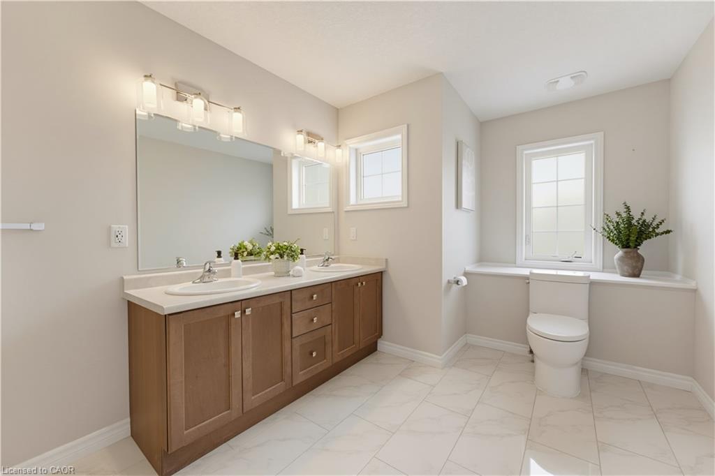 251 Cranbrook Street Property Photo 13