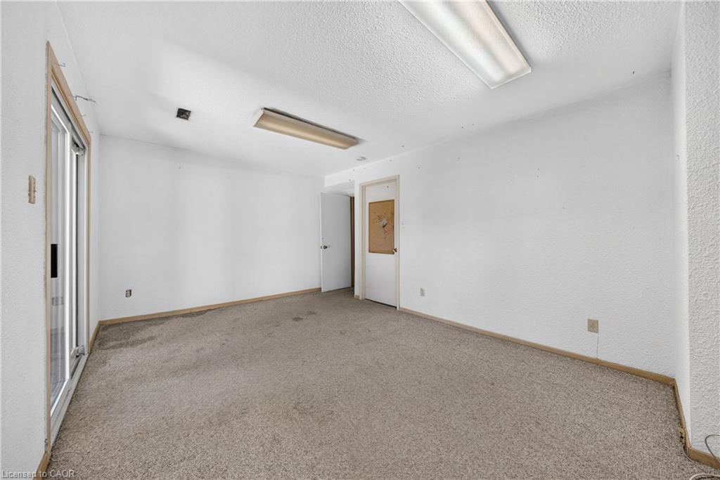 35-660 Oxford Road Property Photo 26