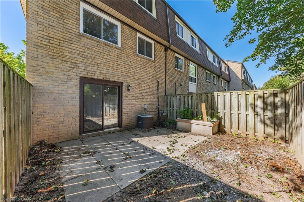 35-660 Oxford Road Property Photo 30
