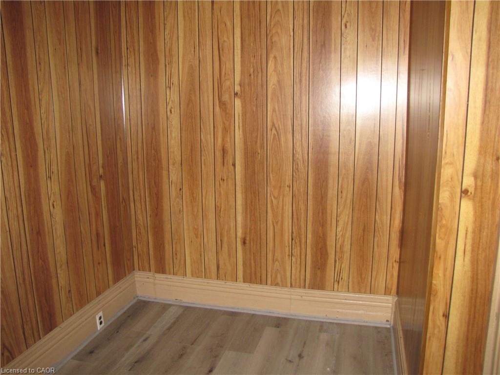 97 Kent Street N Property Photo 13
