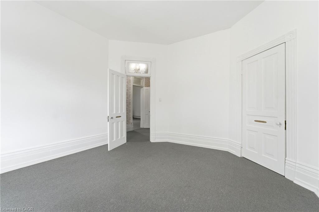 119 2nd Line Property Photo 18