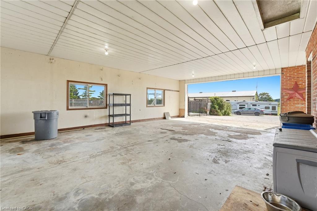 119 2nd Line Property Photo 26