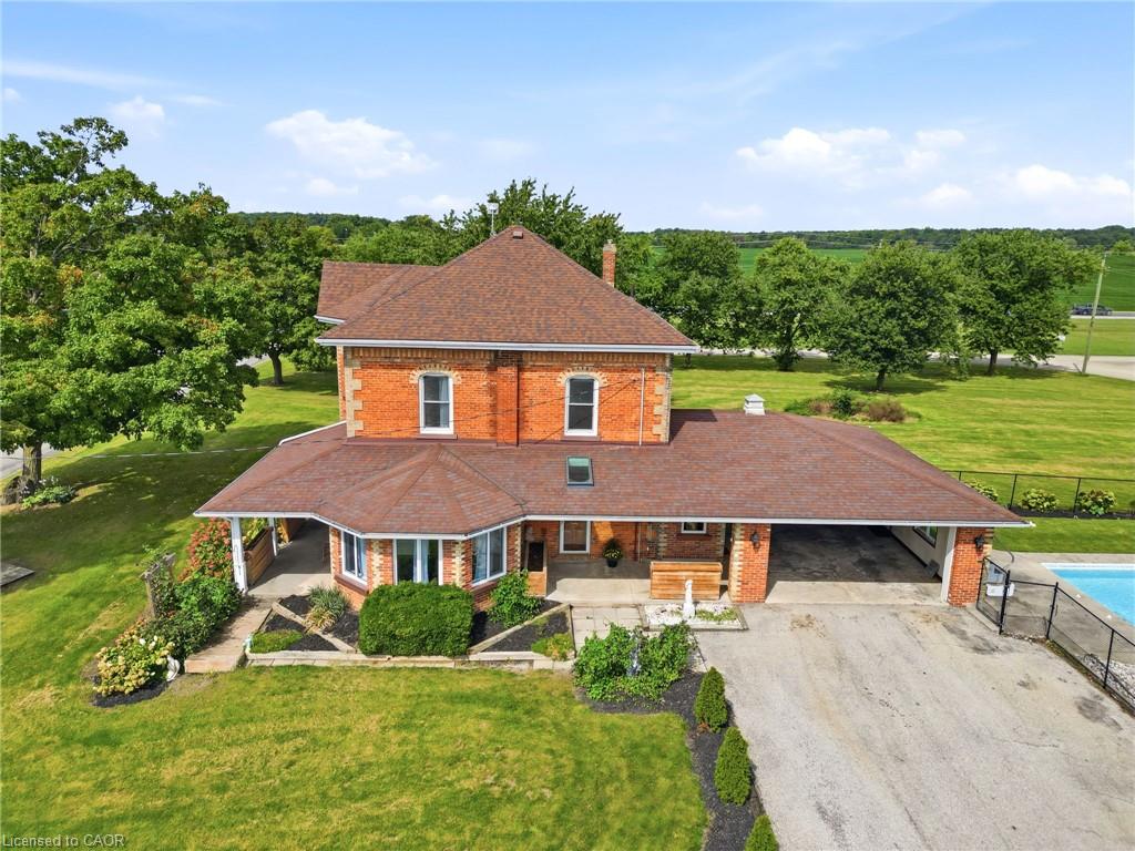 119 2nd Line Property Photo 32