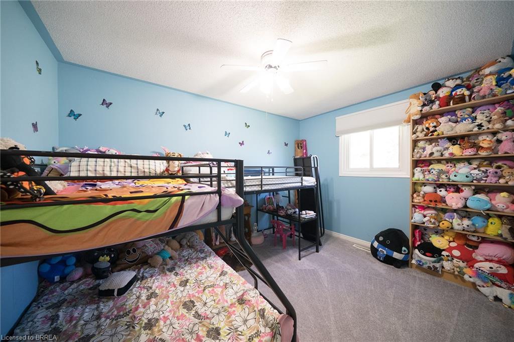 218 Mechanic Street W Property Photo 16