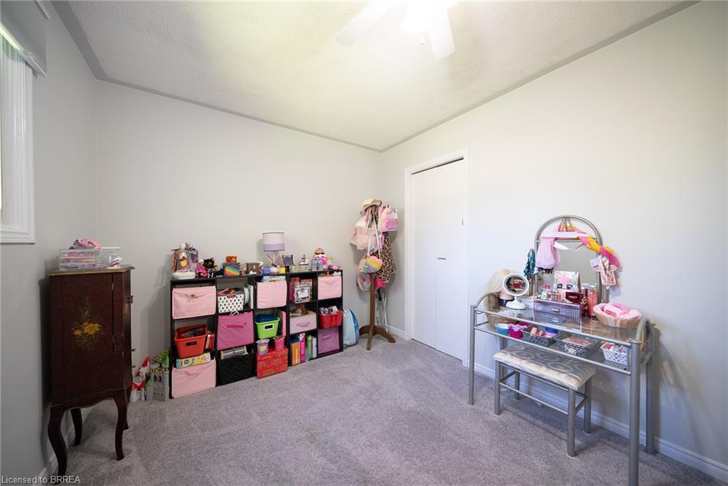 218 Mechanic Street W Property Photo 19