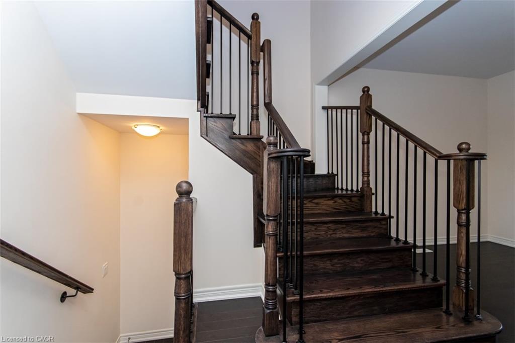 14 Cooley Grove Property Photo 22