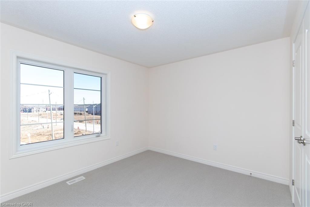 14 Cooley Grove Property Photo 25