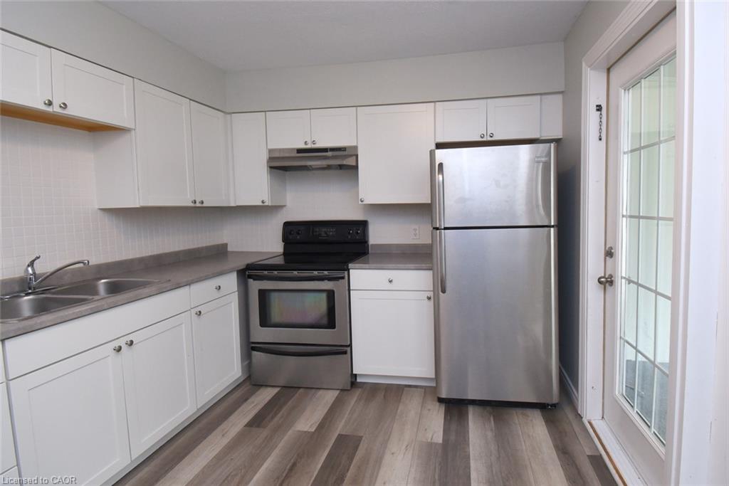 58 Wellington Street Property Photo 11