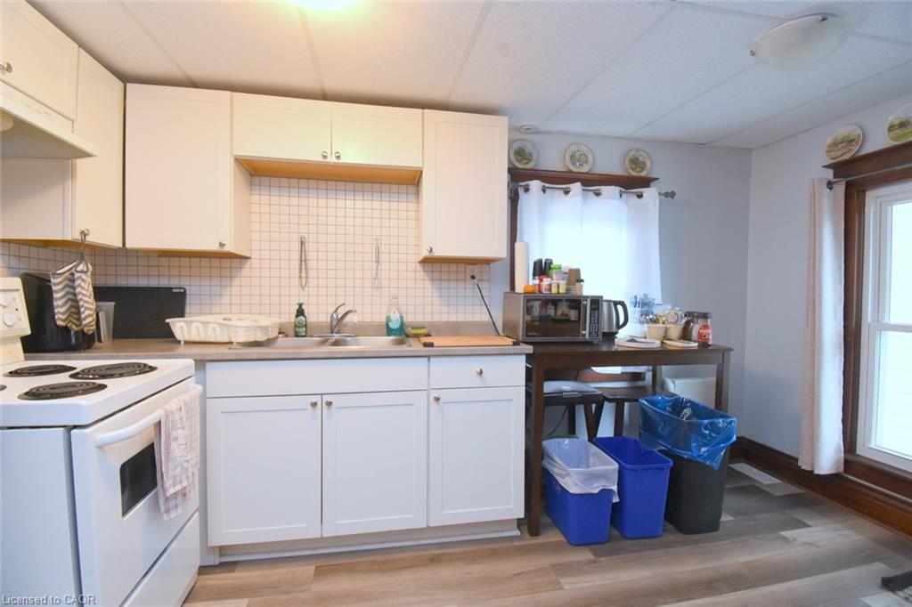 58 Wellington Street Property Photo 24