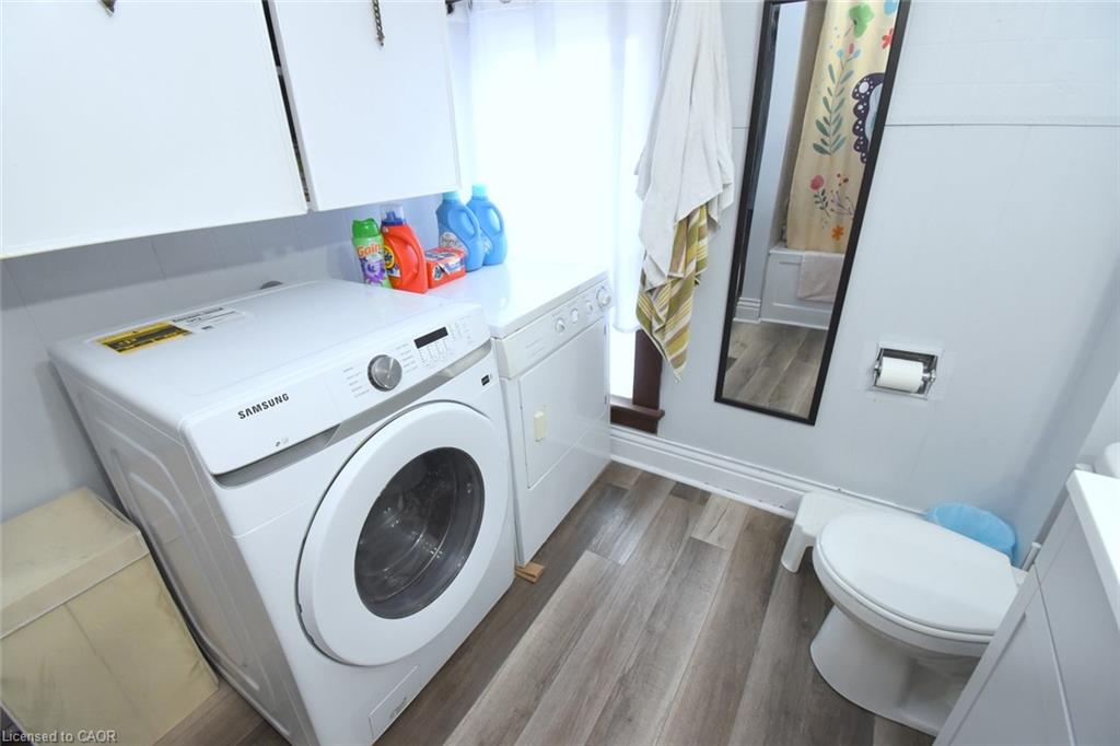 58 Wellington Street Property Photo 31