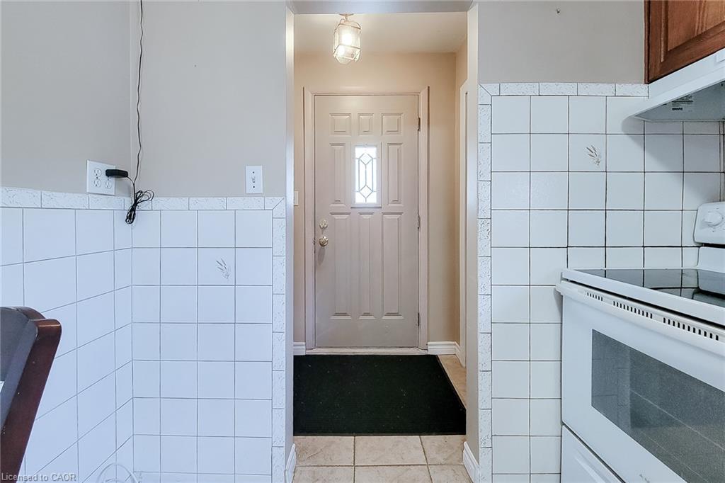 137 East 16th Street Property Photo 5
