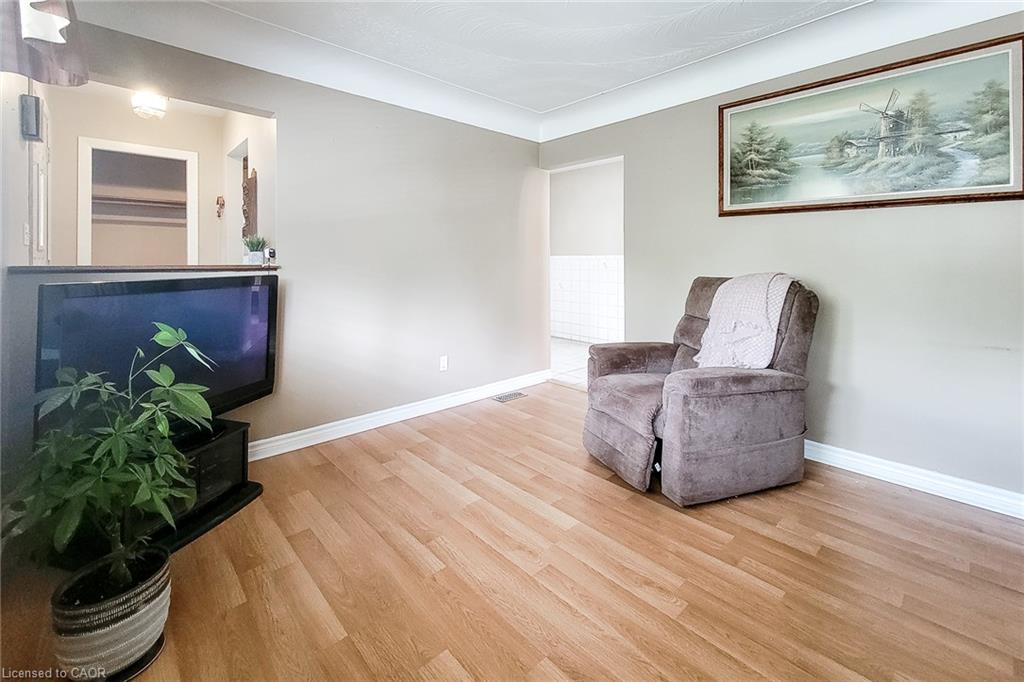 137 East 16th Street Property Photo 13