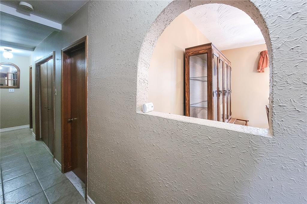 137 East 16th Street Property Photo 18