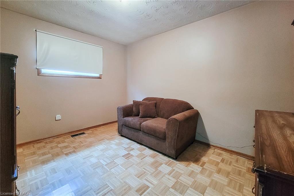 137 East 16th Street Property Photo 22
