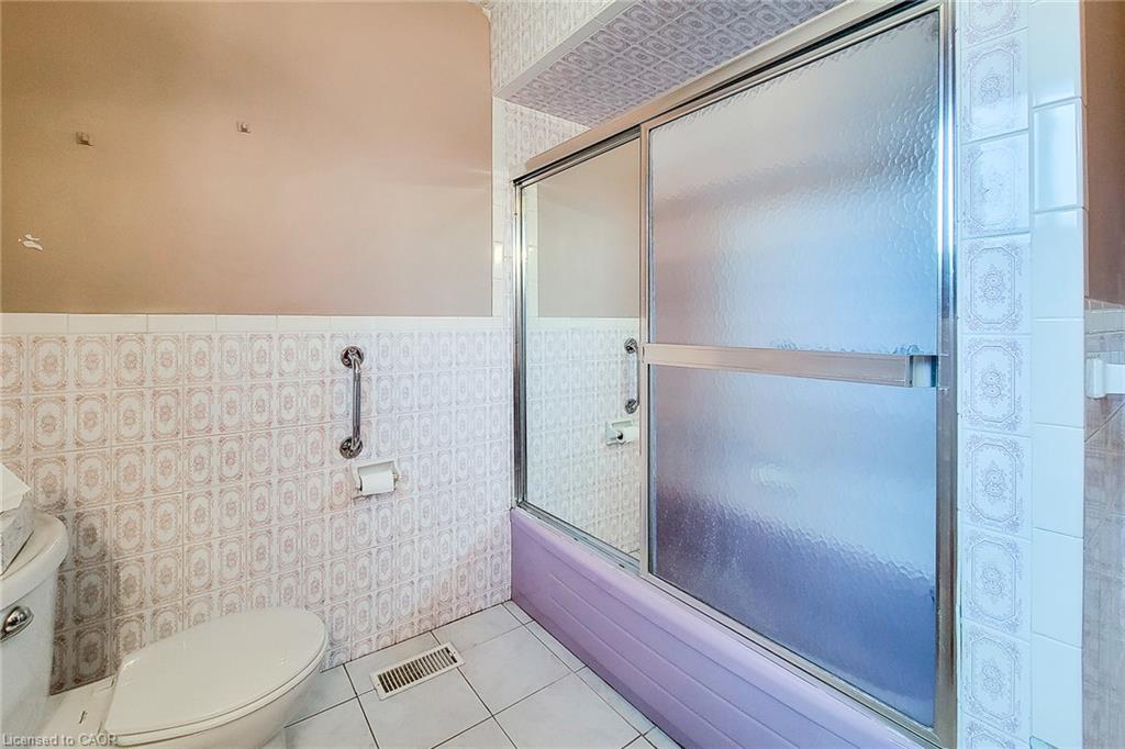 137 East 16th Street Property Photo 28