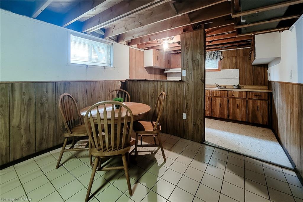 137 East 16th Street Property Photo 32