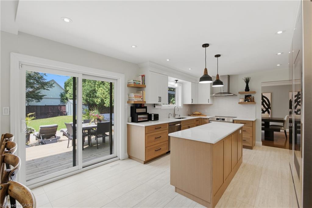27 John Martin Crescent Property Photo 11