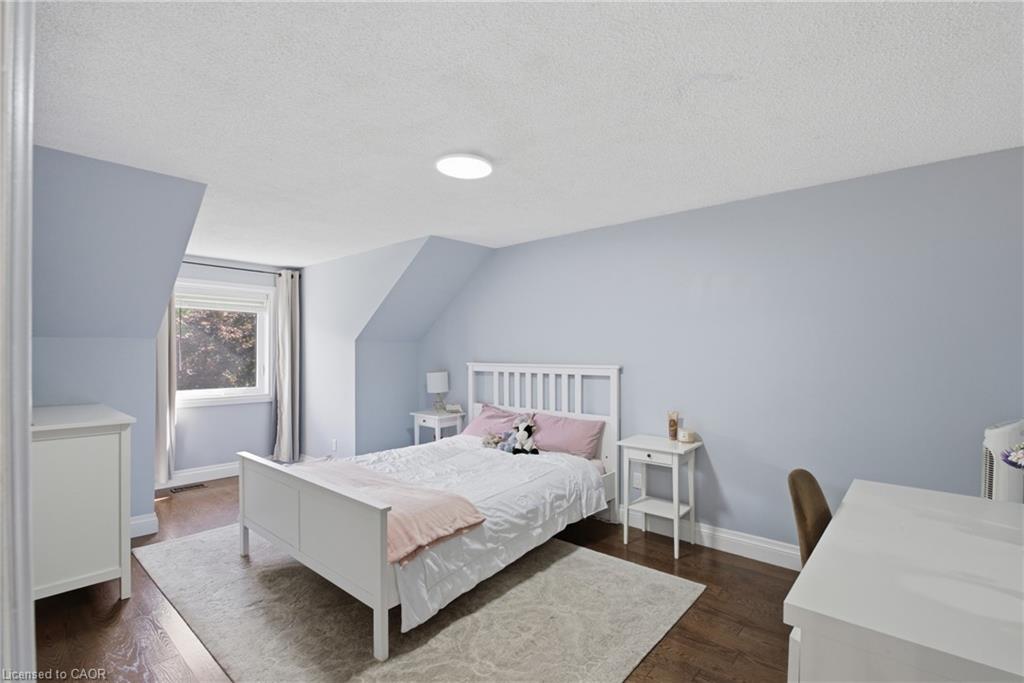 27 John Martin Crescent Property Photo 27