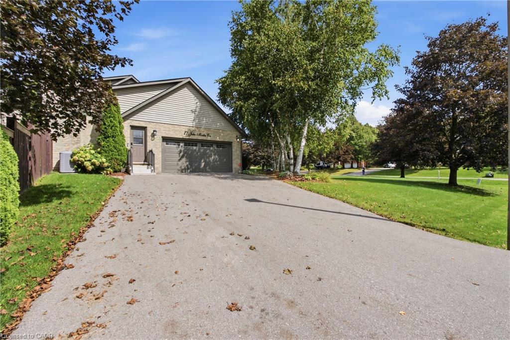 27 John Martin Crescent Property Photo 34