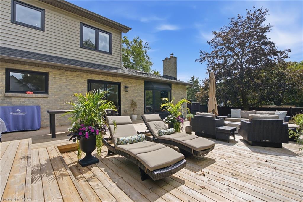 27 John Martin Crescent Property Photo 41