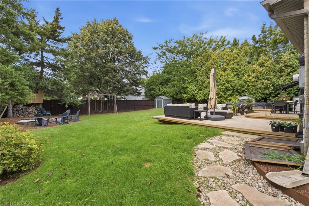 27 John Martin Crescent Property Photo 44