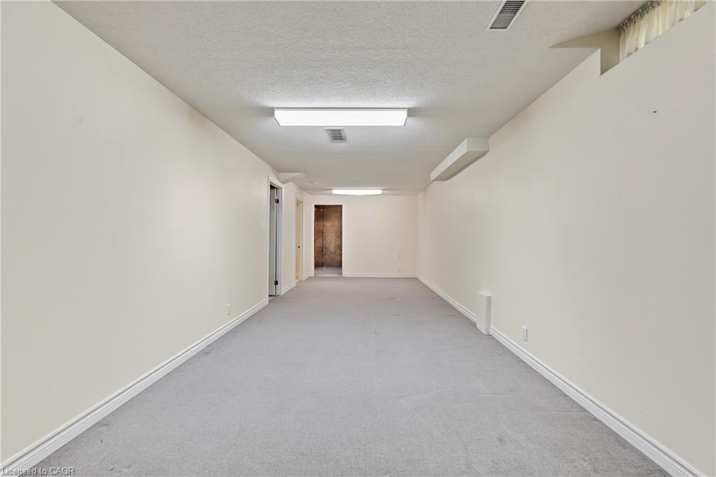 4-173 Wilson Street W Property Photo 25