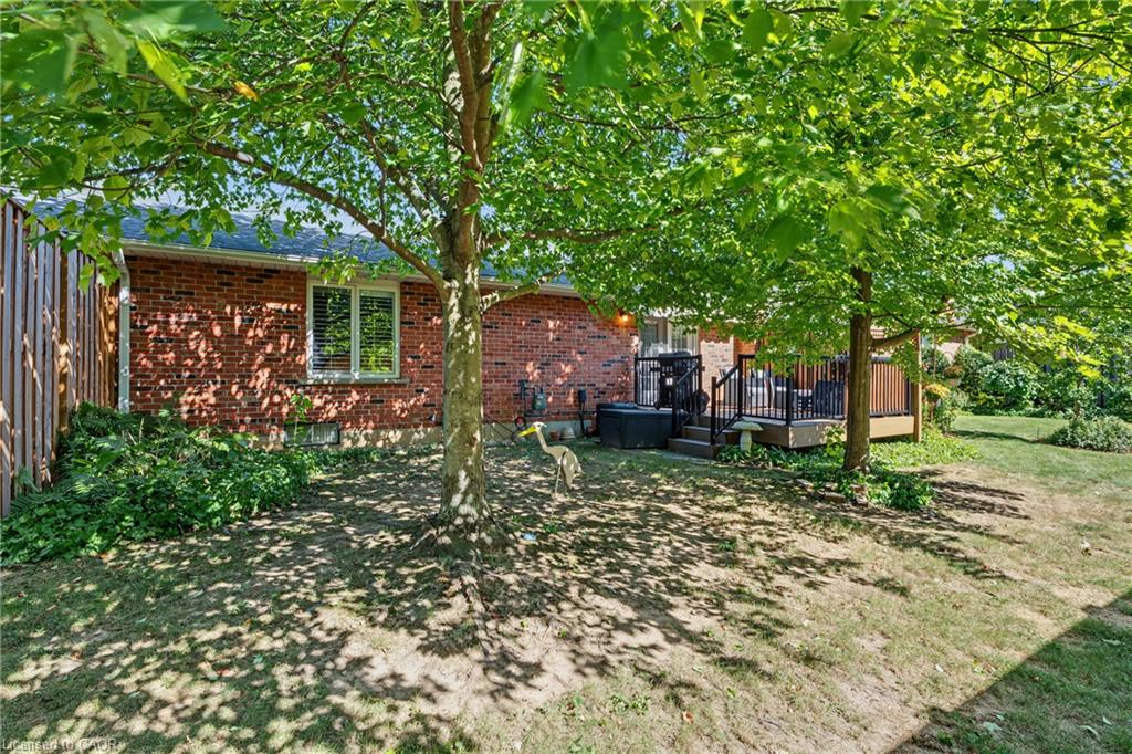 4-173 Wilson Street W Property Photo 33