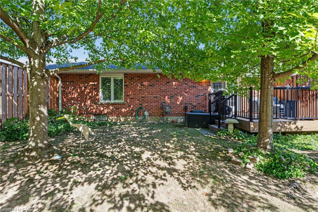 4-173 Wilson Street W Property Photo 34