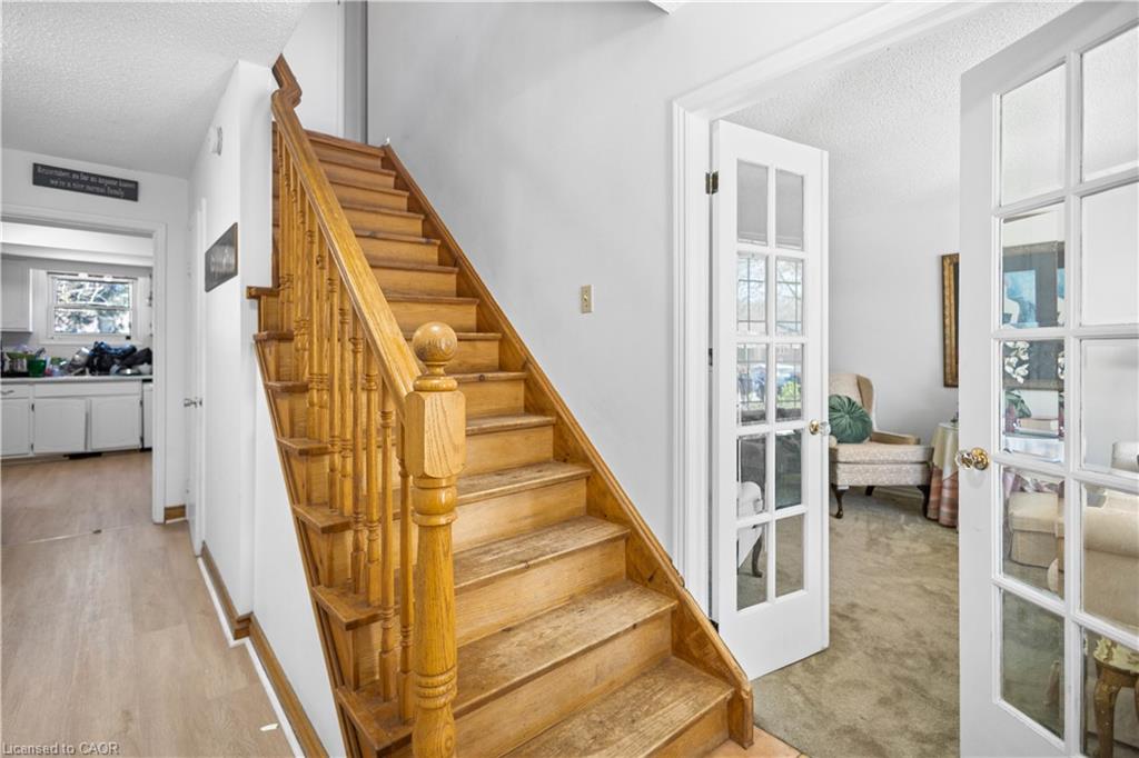 10 Atwood Crescent Property Photo 15