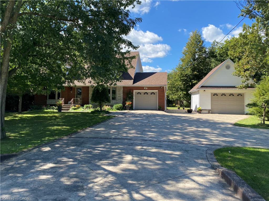 3076 Grassie Road Property Photo 1