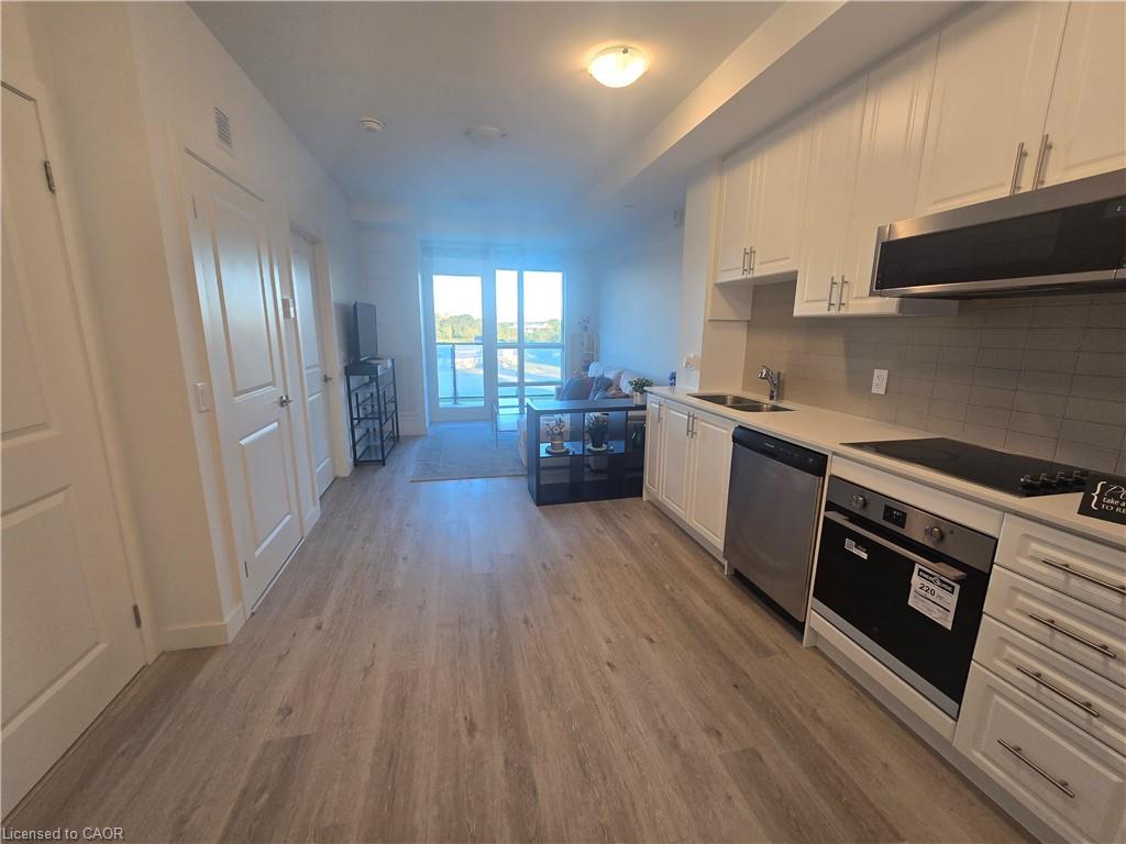 319-461 Green Road Property Photo 6
