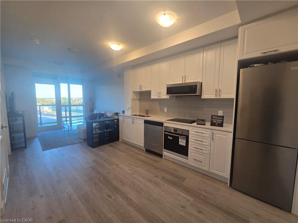 319-461 Green Road Property Photo 7