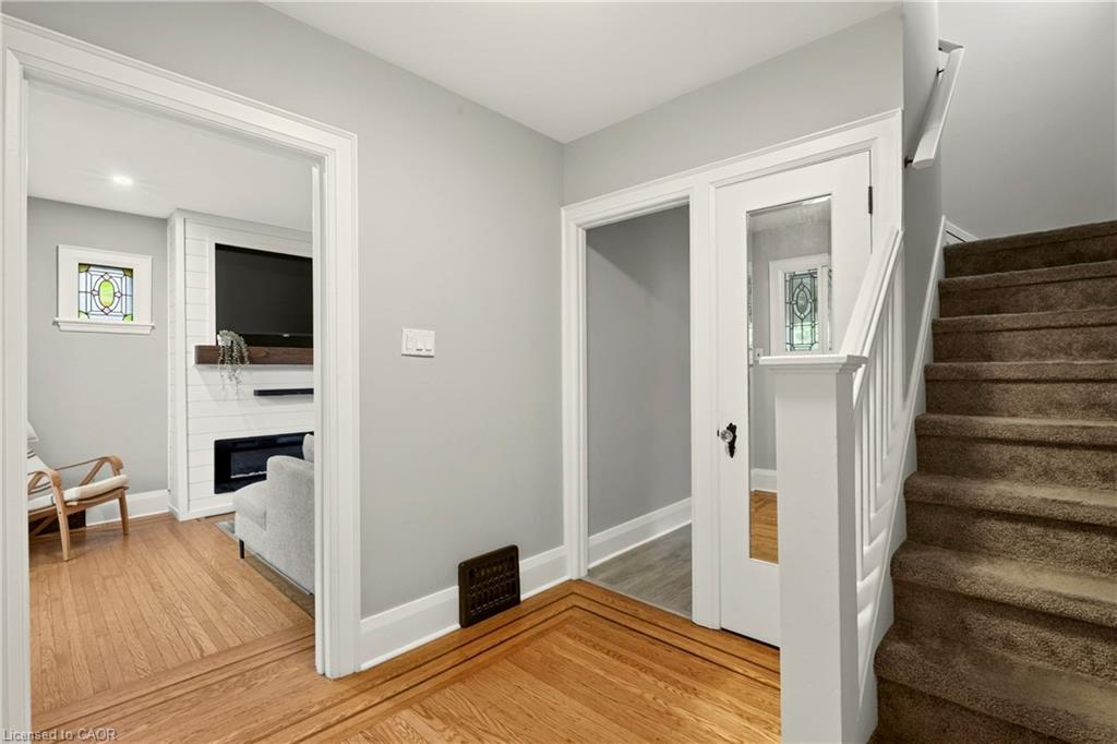 38 East 17th Street Property Photo 6