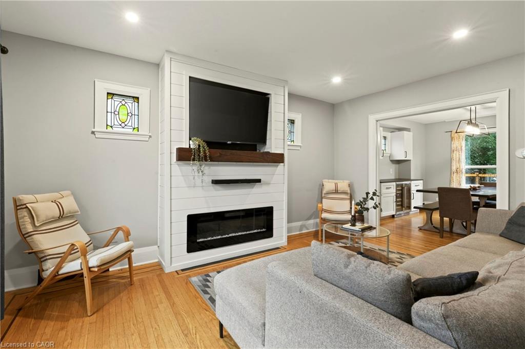 38 East 17th Street Property Photo 7