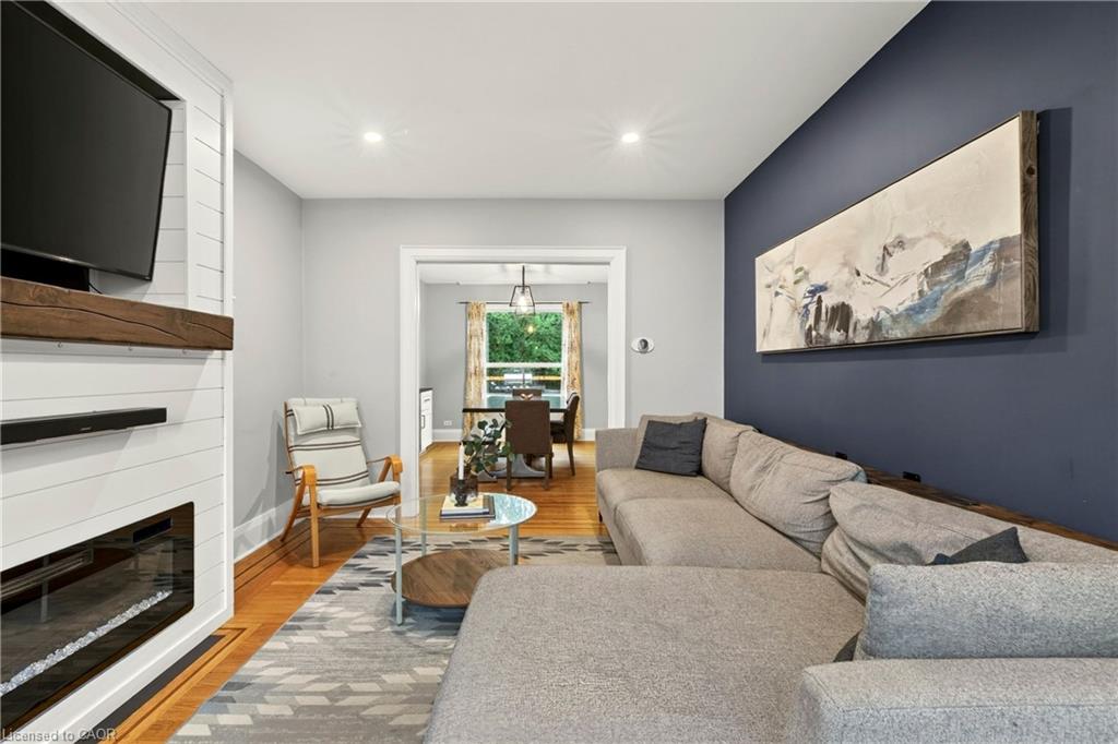 38 East 17th Street Property Photo 8