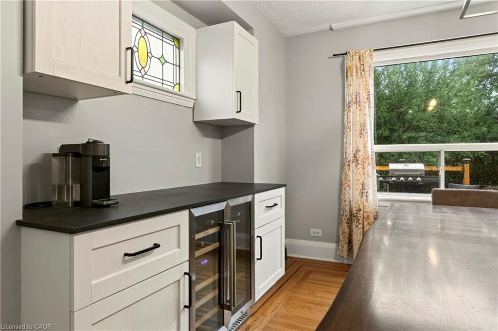 38 East 17th Street Property Photo 13