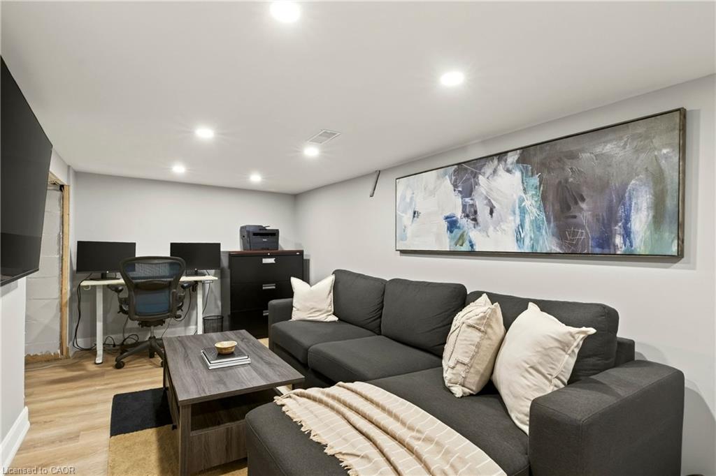 38 East 17th Street Property Photo 35