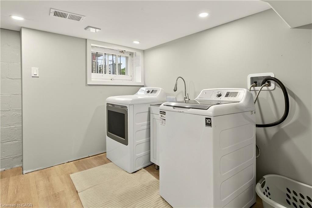 38 East 17th Street Property Photo 40