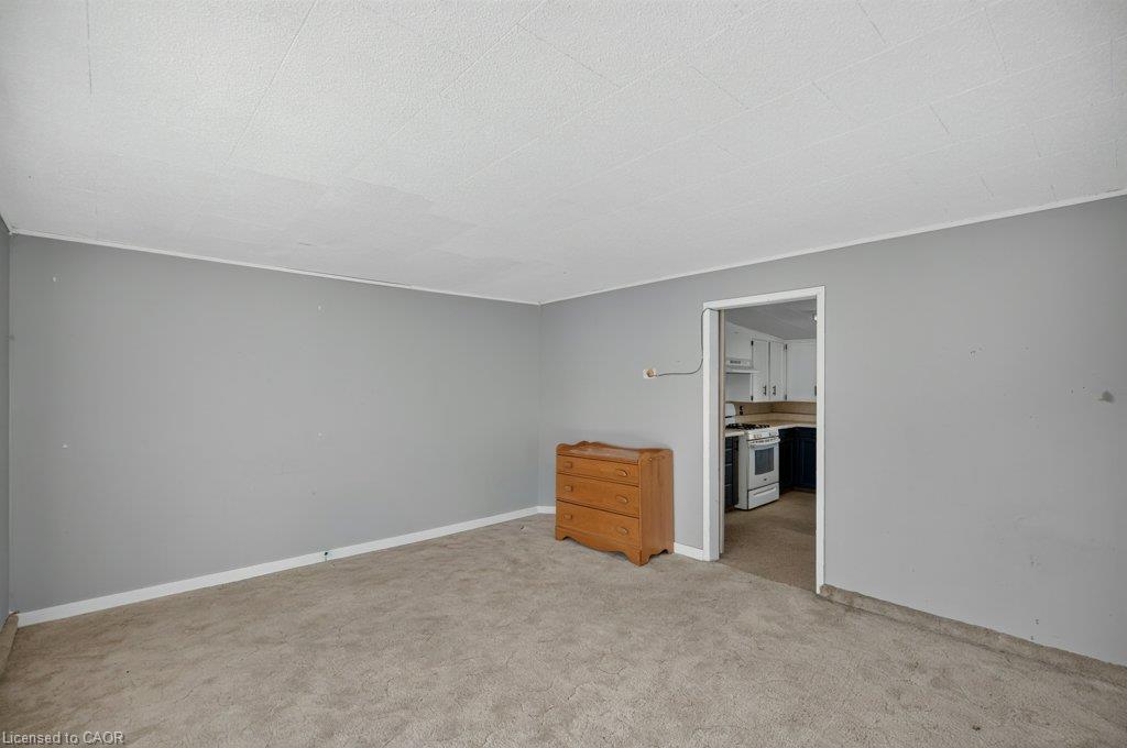 4 Erie Avenue Property Photo 24