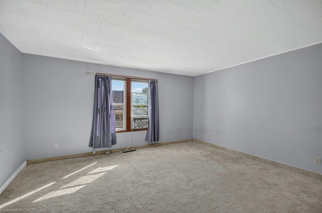 4 Erie Avenue Property Photo 27