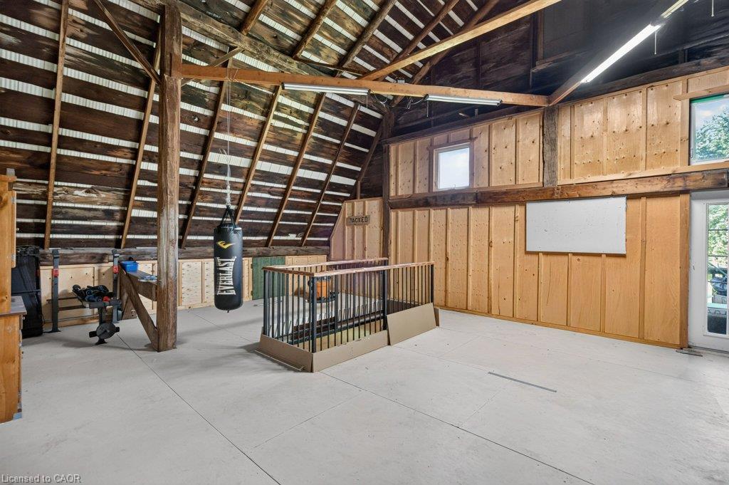4 Erie Avenue Property Photo 36