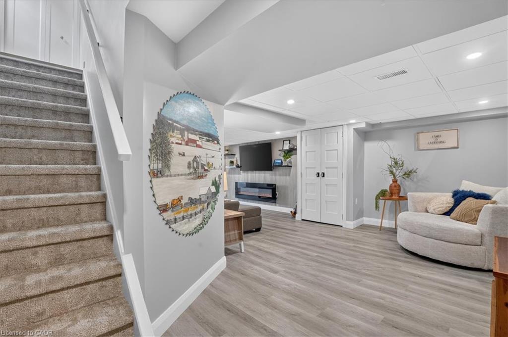 23 Briar Knoll Drive Property Photo 33