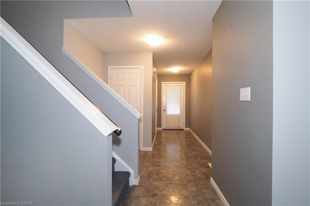 J37-7 Upper Mercer Street Property Photo 5