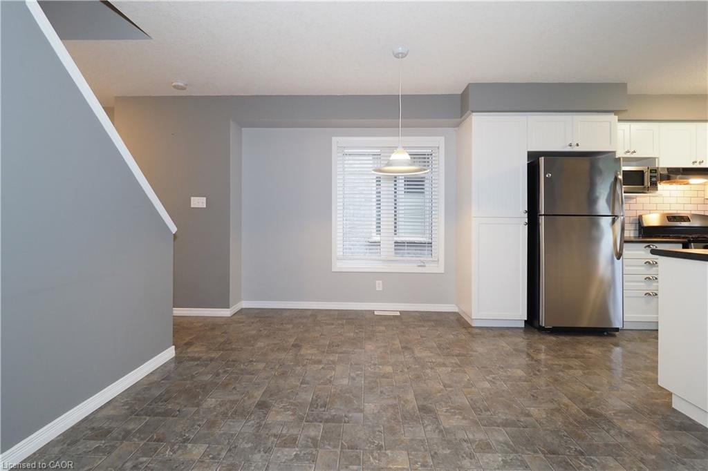 J37-7 Upper Mercer Street Property Photo 15