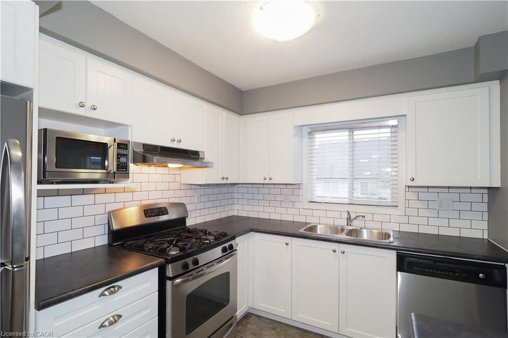 J37-7 Upper Mercer Street Property Photo 18